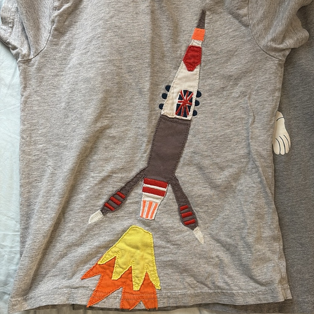 Mini Boden Gray Short Sleeve Tees with Space Designs - Picture 3 of 5